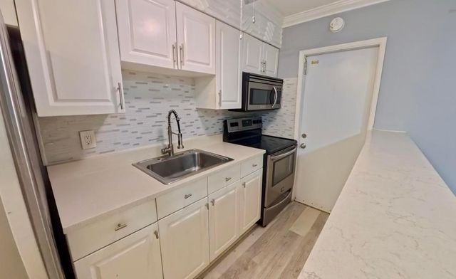 2621 Grant Street 10a, Hollywood, FL 33020