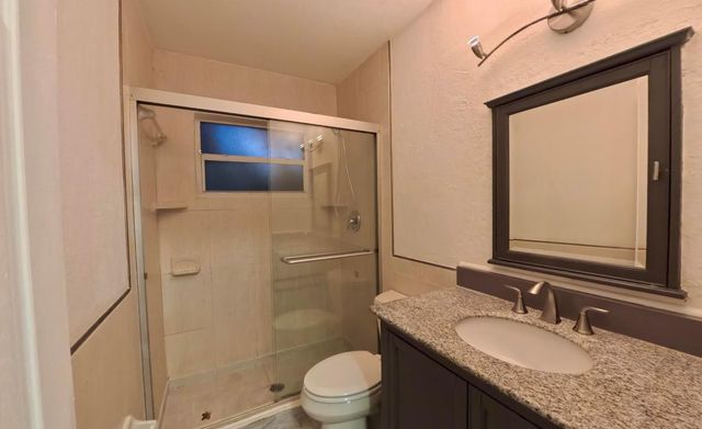 2621 Grant Street 10a, Hollywood, FL 33020