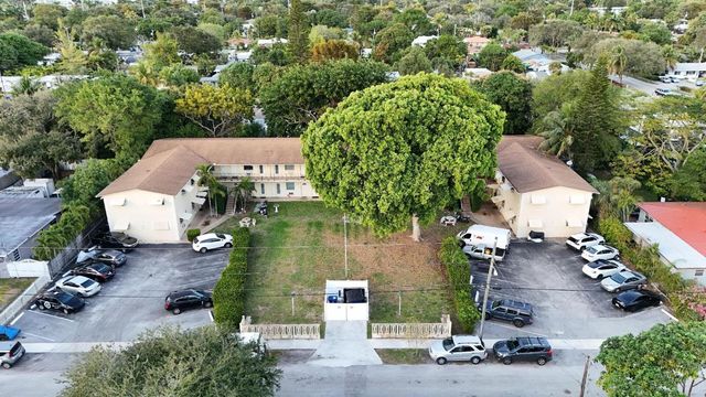2621 Grant Street 10a, Hollywood, FL 33020