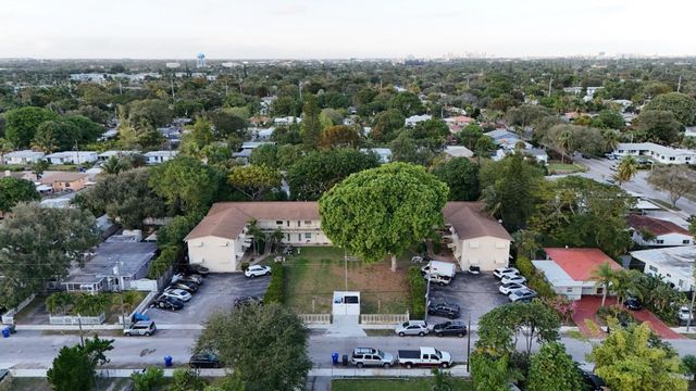 2621 Grant Street 10a, Hollywood, FL 33020
