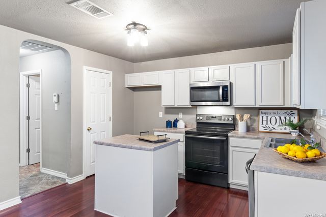 7934 Sunflower, San Antonio, TX 78240