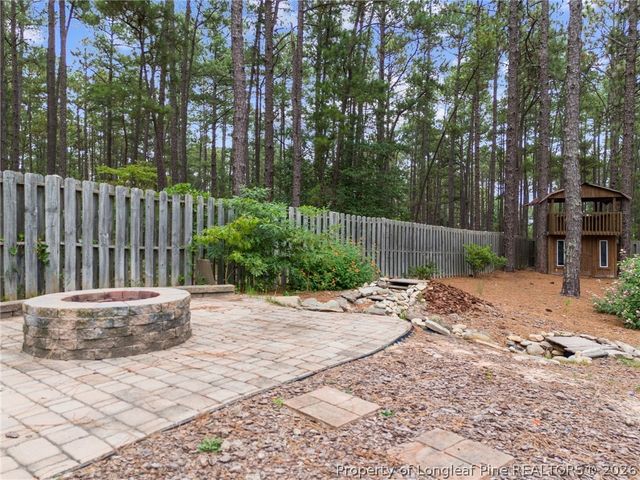1316 Devonshire Trail, Aberdeen, NC 28315