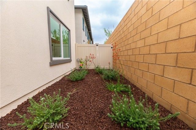 14403 maraschino Avenue, Fontana, CA 92335