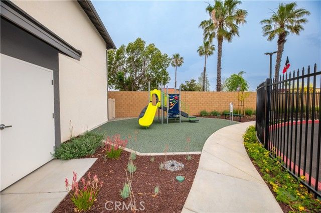 14403 maraschino Avenue, Fontana, CA 92335