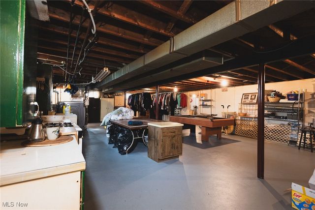 291 Struthers Liberty Road, Campbell, OH 44405