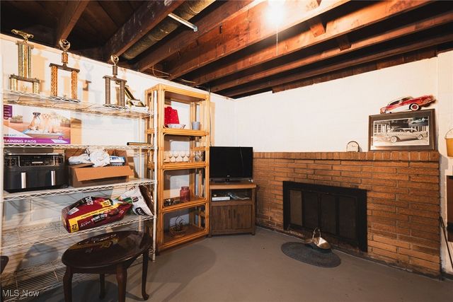 291 Struthers Liberty Road, Campbell, OH 44405