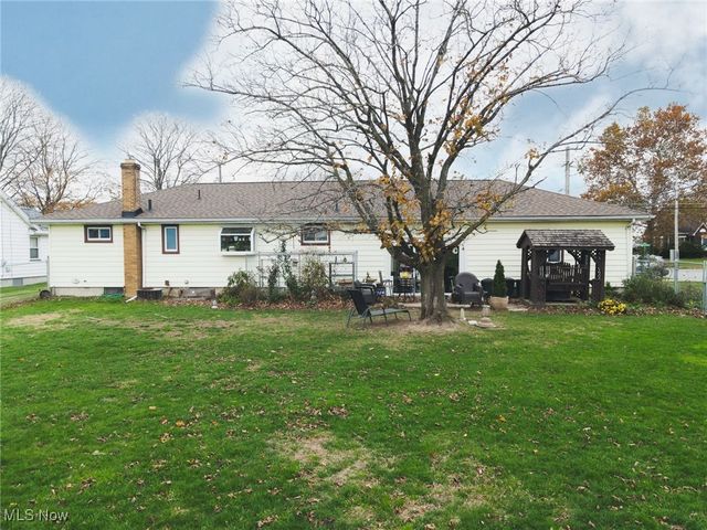 291 Struthers Liberty Road, Campbell, OH 44405