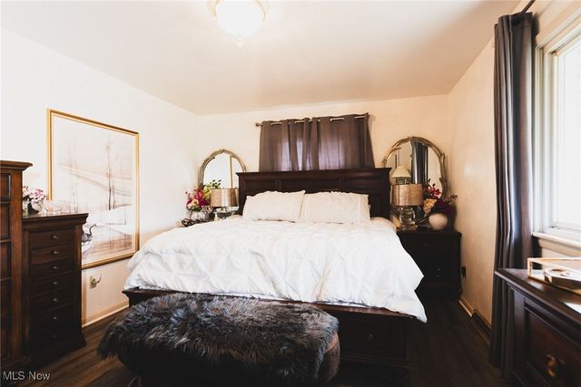 291 Struthers Liberty Road, Campbell, OH 44405