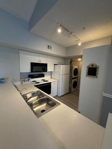 1590 S 42nd Circle S 308, Vero Beach, FL 32967