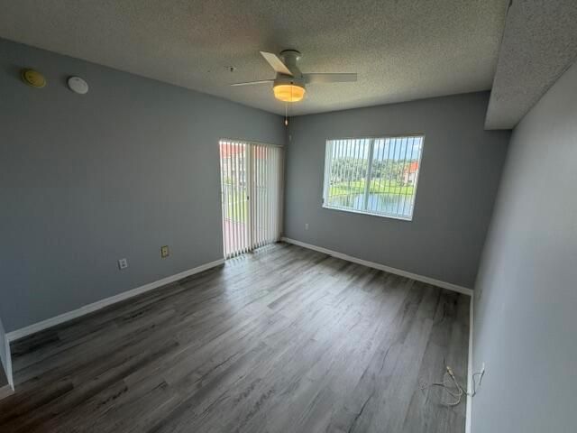 1590 S 42nd Circle S 308, Vero Beach, FL 32967