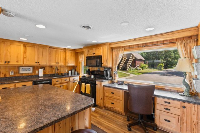27896 Lakewood Drive NW, Isanti, MN 55040