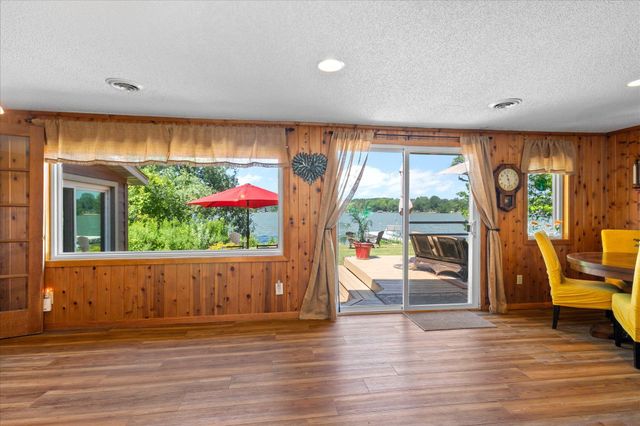 27896 Lakewood Drive NW, Isanti, MN 55040