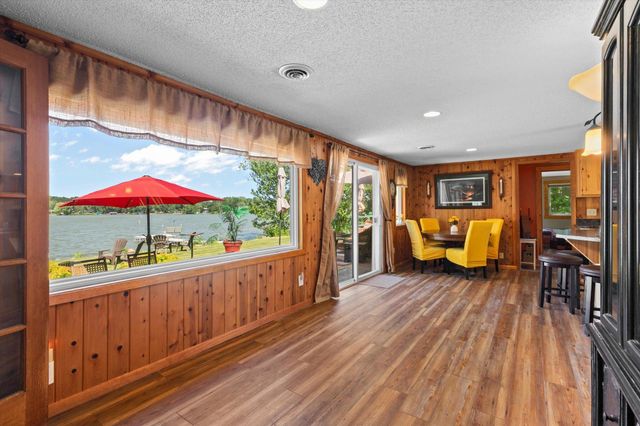 27896 Lakewood Drive NW, Isanti, MN 55040
