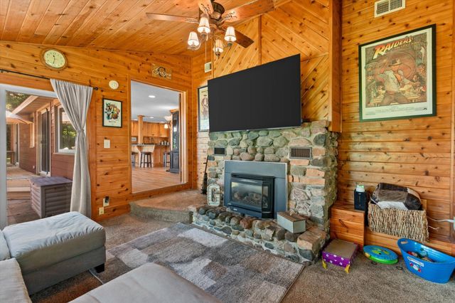 27896 Lakewood Drive NW, Isanti, MN 55040