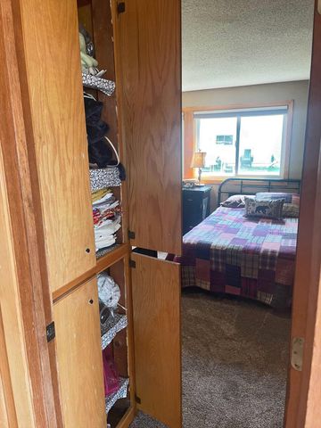 27896 Lakewood Drive NW, Isanti, MN 55040