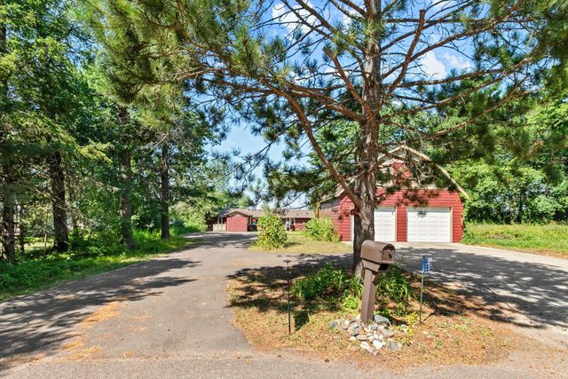 27896 Lakewood Drive NW, Isanti, MN 55040