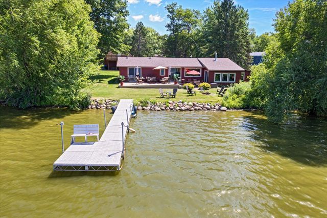 27896 Lakewood Drive NW, Isanti, MN 55040