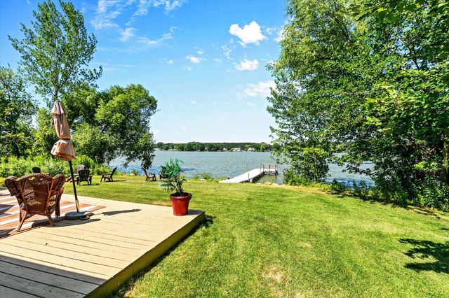 27896 Lakewood Drive NW, Isanti, MN 55040
