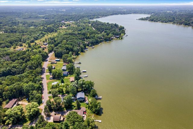 27896 Lakewood Drive NW, Isanti, MN 55040