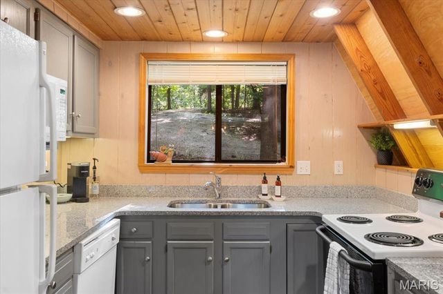 2506 Alpine Woods Drive, Wright City, MO 63390