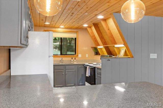 2506 Alpine Woods Drive, Wright City, MO 63390