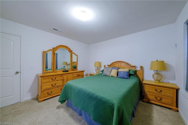 2670 Wood Valley Road, Winston-salem, NC 27106