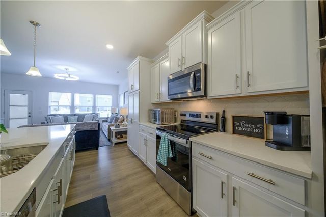 2670 Wood Valley Road, Winston-salem, NC 27106