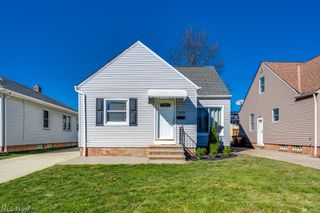 6406 Sunderland Drive, Parma, OH 44129