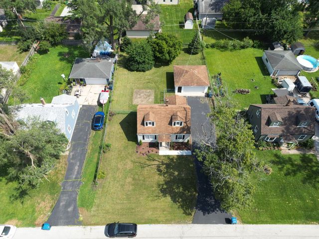 14441 Knox Avenue, Midlothian, IL 60445