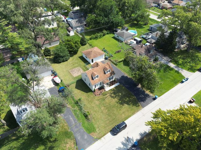 14441 Knox Avenue, Midlothian, IL 60445