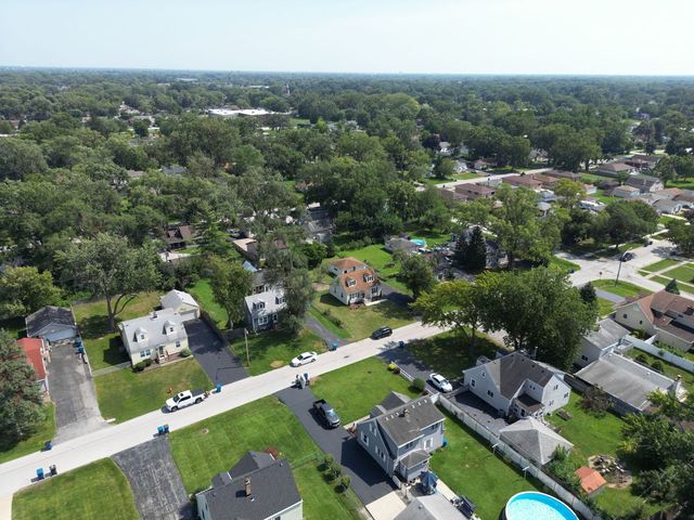 14441 Knox Avenue, Midlothian, IL 60445