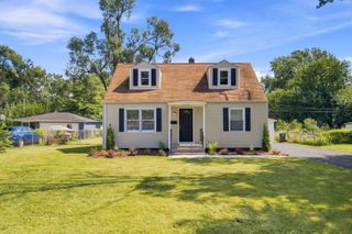 14441 Knox Avenue, Midlothian, IL 60445