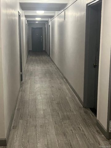 153-25 88 Street 3A, Howard Beach, NY 11414