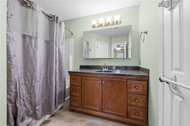 138 Lake Ashley Drive, Kingsland, GA 31548