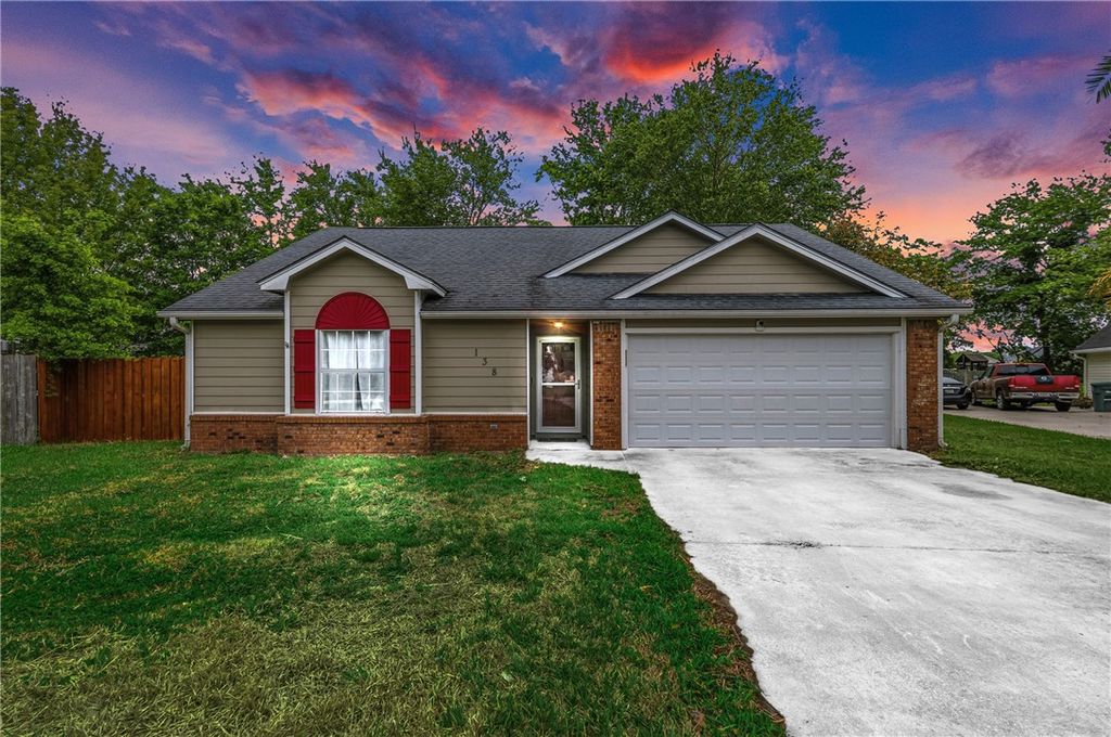 138 Lake Ashley Drive, Kingsland, GA 31548