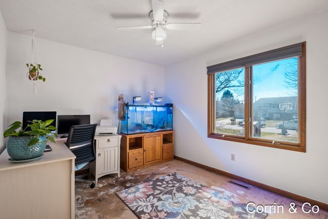 11187 Summer Drive, Zeeland, MI 49464