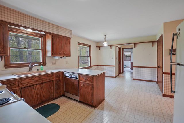 W307N7172 Club COURT, Hartland, WI 53029