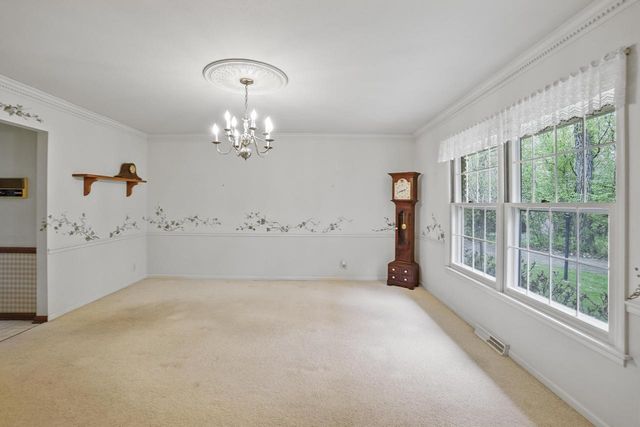 W307N7172 Club COURT, Hartland, WI 53029