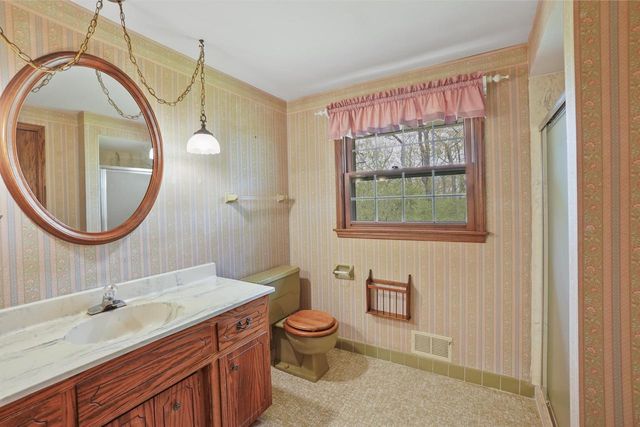 W307N7172 Club COURT, Hartland, WI 53029