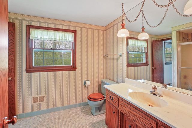 W307N7172 Club COURT, Hartland, WI 53029