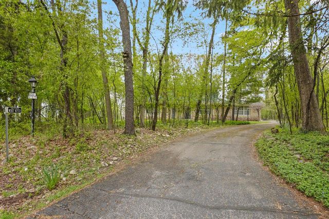 W307N7172 Club COURT, Hartland, WI 53029