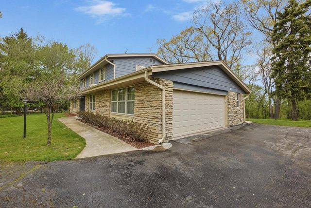 W307N7172 Club COURT, Hartland, WI 53029