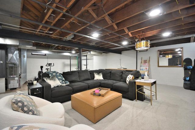 3041 N 78th STREET, Milwaukee, WI 53222
