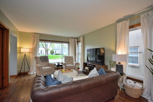 3041 N 78th STREET, Milwaukee, WI 53222