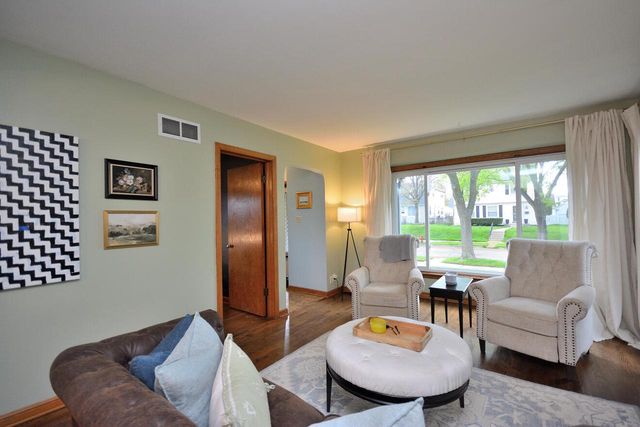 3041 N 78th STREET, Milwaukee, WI 53222