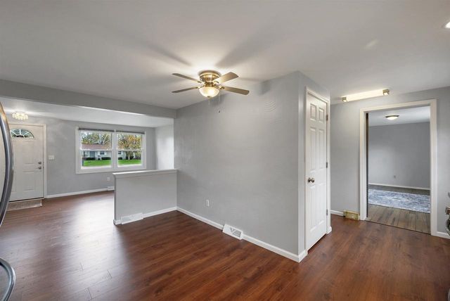 2692 LAVENDER LANE, Green Bay, WI 54313