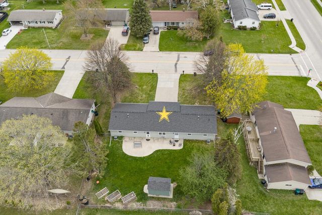 2692 LAVENDER LANE, Green Bay, WI 54313