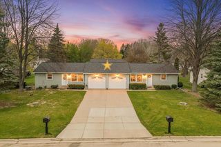 2692 LAVENDER LANE, Green Bay, WI 54313