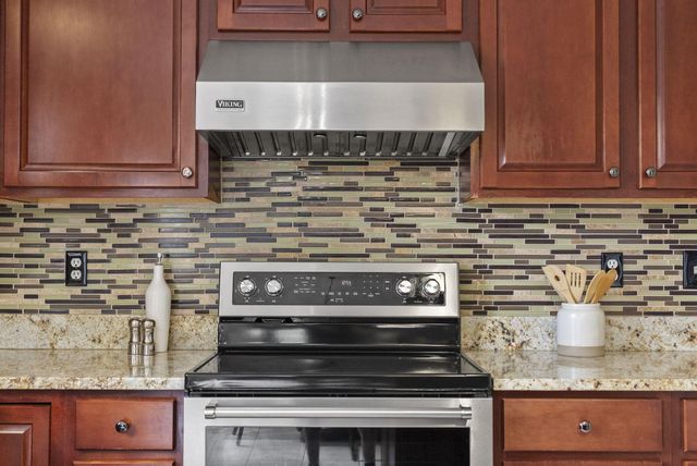 7631 Pleasant Colony Court, Lewis Center, OH 43035