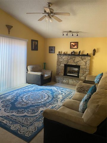 1433 Spring Willow Drive, Arlington, TX 76018